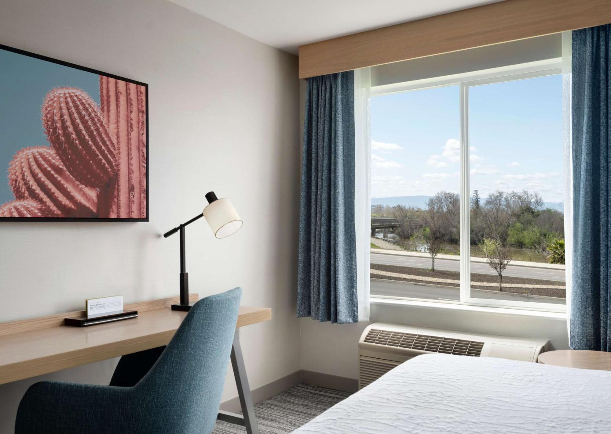 Hilton Garden Inn San Jose/Milpitas Exterior photo