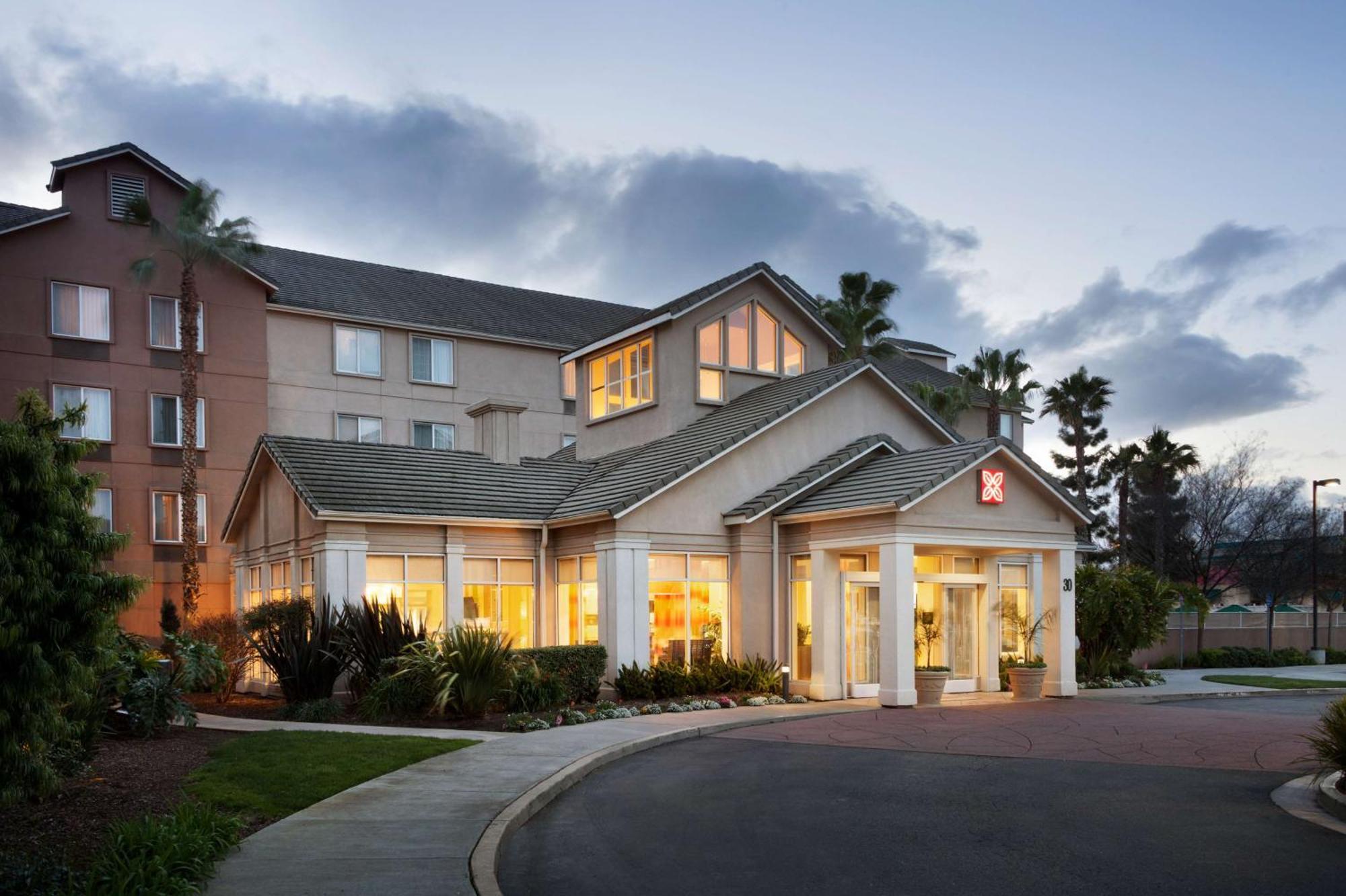 Hilton Garden Inn San Jose/Milpitas Exterior photo